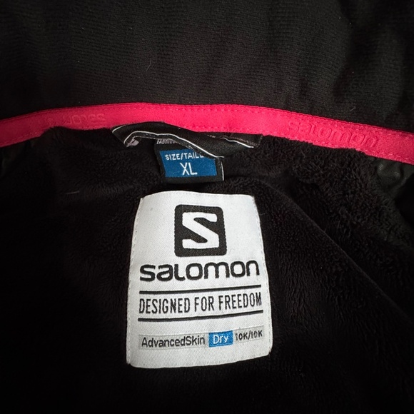 Salomon Red Winter Snow Jacket Coat Sporty Ski Snowboard Activewear Woman XL - Picture 10 of 13